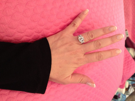 jeanie buss tweets huge rock, engagement ring from phil jackson - san francisco pop culture 